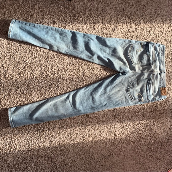 American Eagle light wash skinny jeans size 2 - Picture 10 of 13
